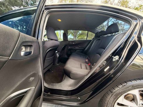 Used 2014 Honda Accord Sport image 31