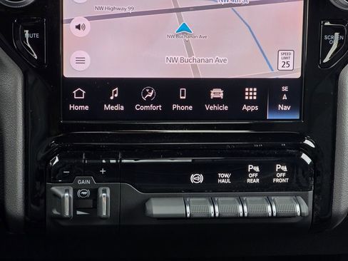 New 2025 RAM 2500 Big Horn image 12