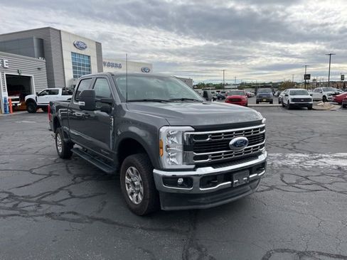 Used 2024 Ford F250 XLT AWD/4WD image 1