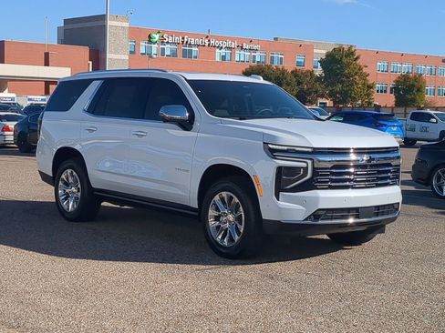 New 2026 Chevrolet Tahoe Premier image 2