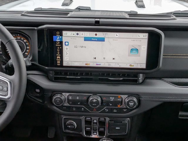 New 2027 Jeep Wrangler Unlimited Sahara AWD/4WD image 18