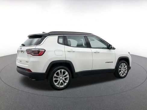 Used 2025 Jeep Compass Limited AWD/4WD image 11