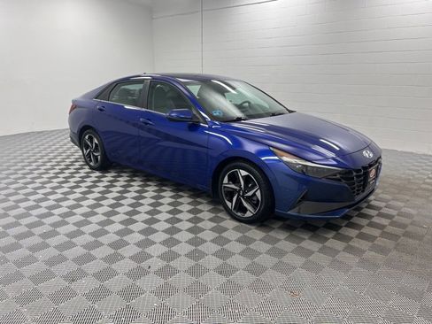 Used 2023 Hyundai Elantra Limited image 1