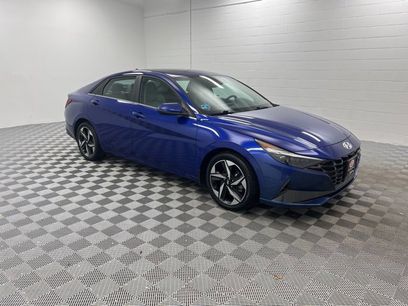 Used 2023 Hyundai Elantra Limited