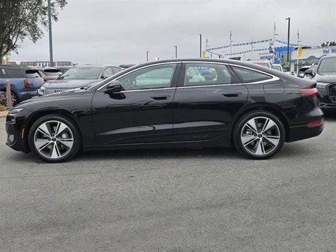 New 2025 Audi A6 e-tron Premium Plus image 36