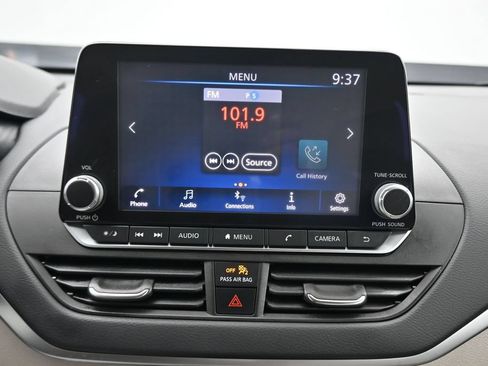 Used 2021 Nissan Altima 2.5 SV FWD image 16