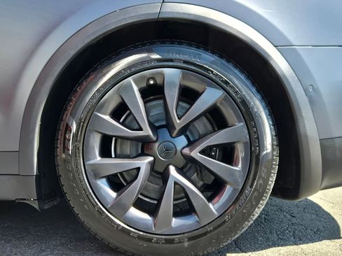 Used 2022 Tesla Model X Plaid AWD/4WD image 7