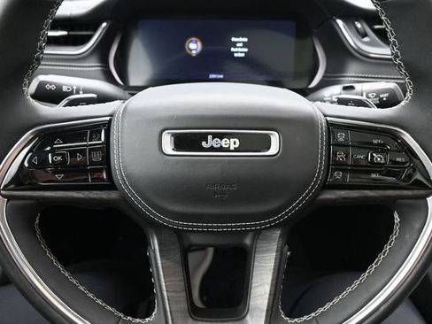 Used 2023 Jeep Grand Cherokee L Overland AWD/4WD image 41