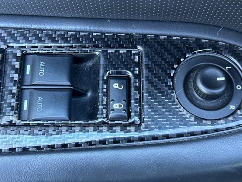 Used 2014 Dodge Challenger Rallye Redline image 11