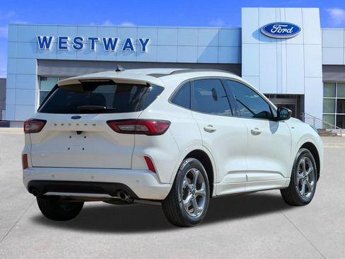 Used 2024 Ford Escape ST-Line w/ Tech Pack #1 FWD image 3