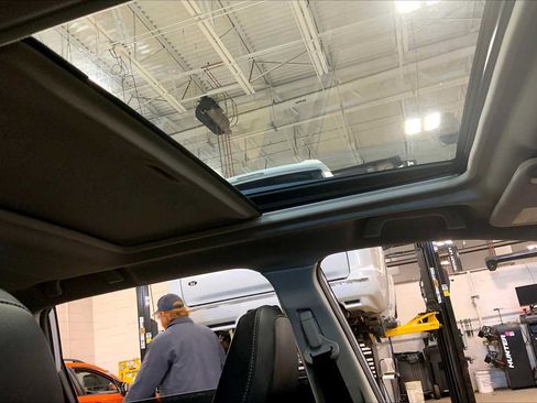 Used 2020 Subaru Forester Touring image 14