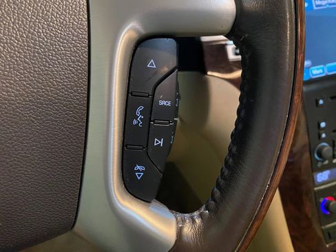 Used 2009 Cadillac Escalade AWD image 34