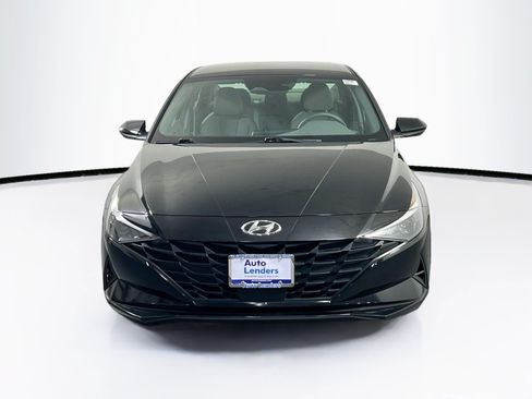 Used 2023 Hyundai Elantra SEL w/ Convenience Package FWD image 2