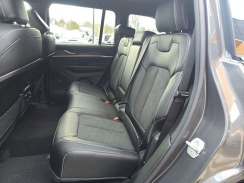 New 2026 Jeep Grand Cherokee Laredo image 27