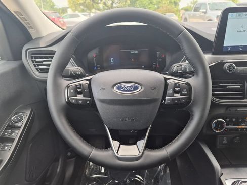Used 2023 Ford Escape Active AWD/4WD image 15