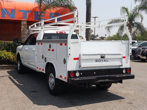 Used 2021 RAM 3500 Big Horn image 7