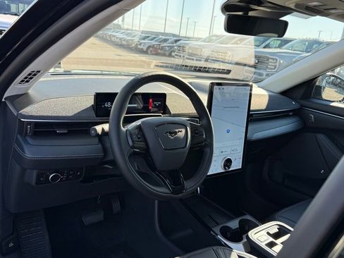 New 2025 Ford Mustang Mach-E Premium image 4