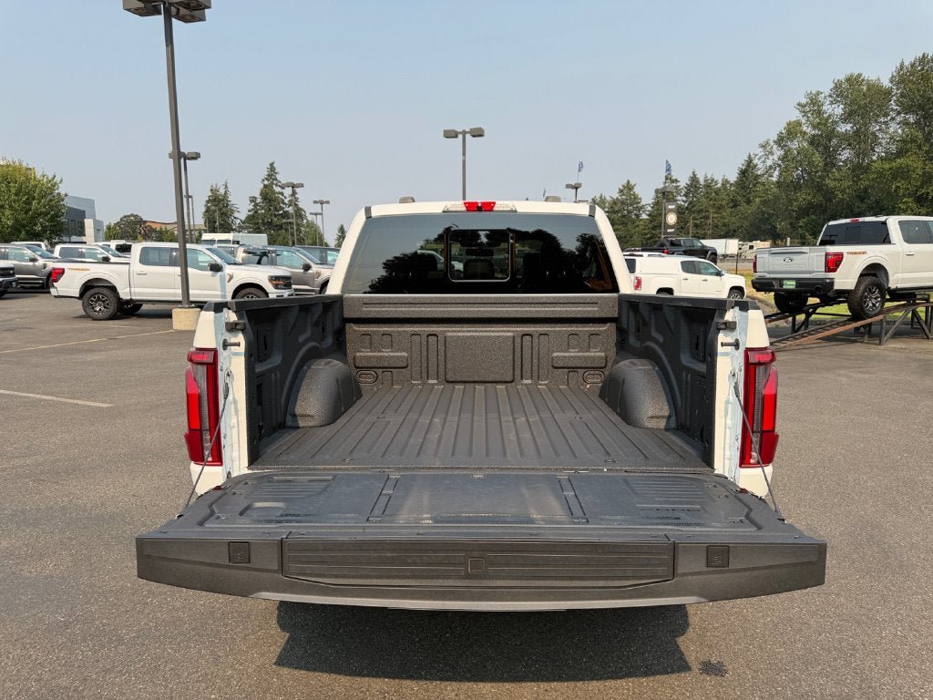 Used 2024 Ford F150 Platinum w/ FX4 Off-Road Package AWD/4WD image 34