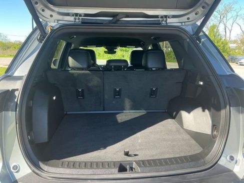 Used 2025 Chevrolet Equinox LT w/ Convenience Package II FWD image 11