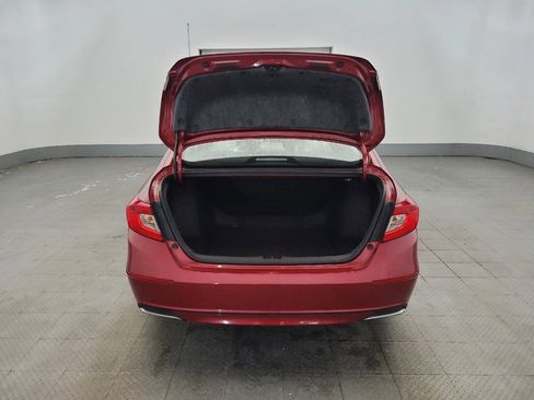 Used 2018 Honda Accord LX image 29
