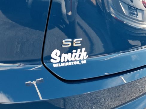 Certified 2025 Volkswagen Atlas Cross Sport SE image 29