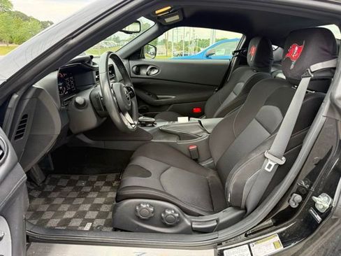 Used 2024 Nissan Z Sport w/ Floor Mat Package RWD image 13