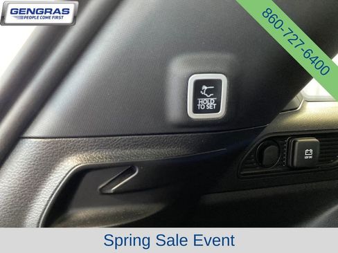 Used 2025 Jeep Grand Cherokee Limited w/ Luxury Tech Group II AWD/4WD image 38