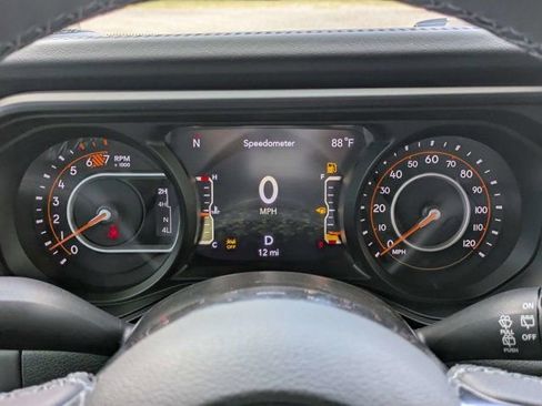 New 2026 Jeep Wrangler Unlimited Sahara AWD/4WD image 27