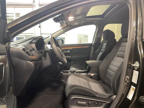 Used 2019 Honda CR-V EX image 6