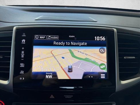 Used 2017 Honda Pilot Touring image 13