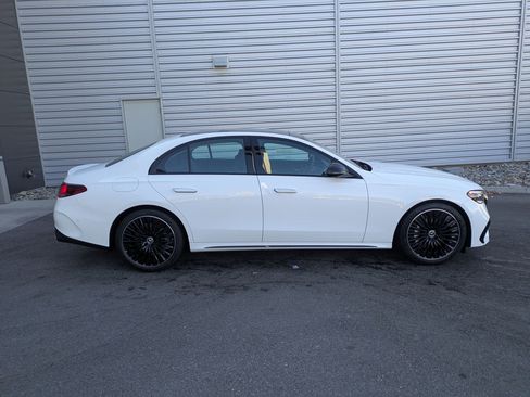 New 2026 Mercedes-Benz E 450 4MATIC Sedan image 2