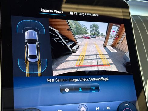 New 2025 Mercedes-Benz C 300 4MATIC Sedan image 24