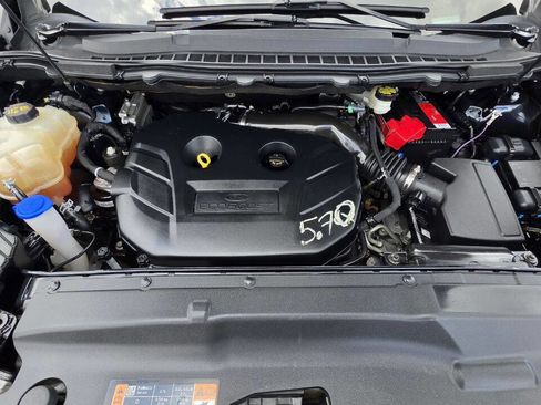 Used 2016 Ford Edge Titanium w/ Equipment Group 301A image 16