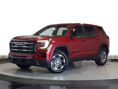 Used 2025 GMC Terrain Elevation FWD image 1