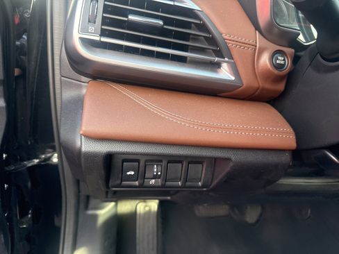 Used 2023 Subaru Legacy Touring XT image 7