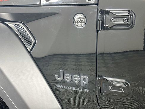 Used 2022 Jeep Wrangler Sport S image 28