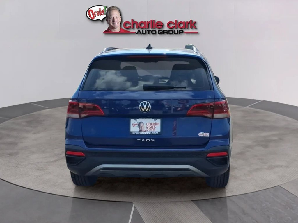Used 2023 Volkswagen Taos S w/ Driver Assistance Package FWD image 4