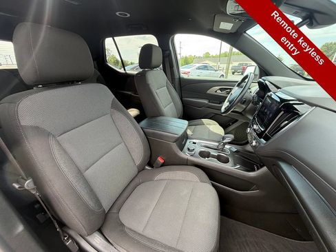 Used 2023 Chevrolet Traverse LT AWD/4WD image 45