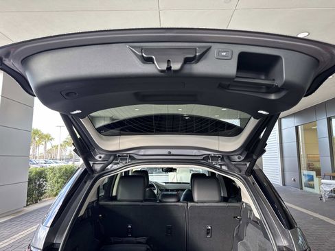 Certified 2025 Land Rover Discovery Sport S image 12