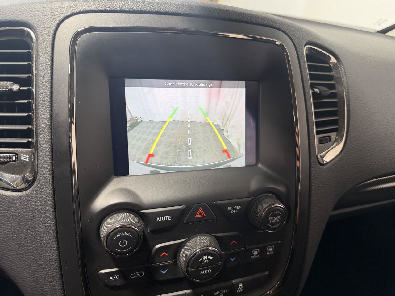Used 2018 Dodge Durango GT AWD/4WD image 33