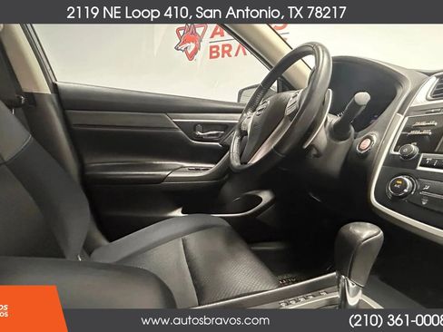 Used 2016 Nissan Altima 2.5 SR FWD image 16
