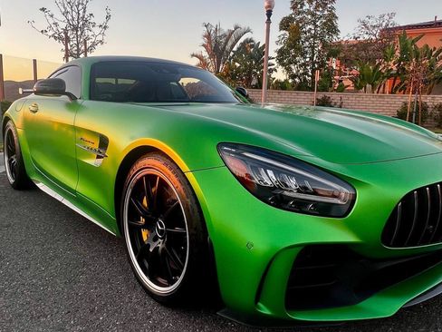 Used 2020 Mercedes-Benz AMG GT R image 3