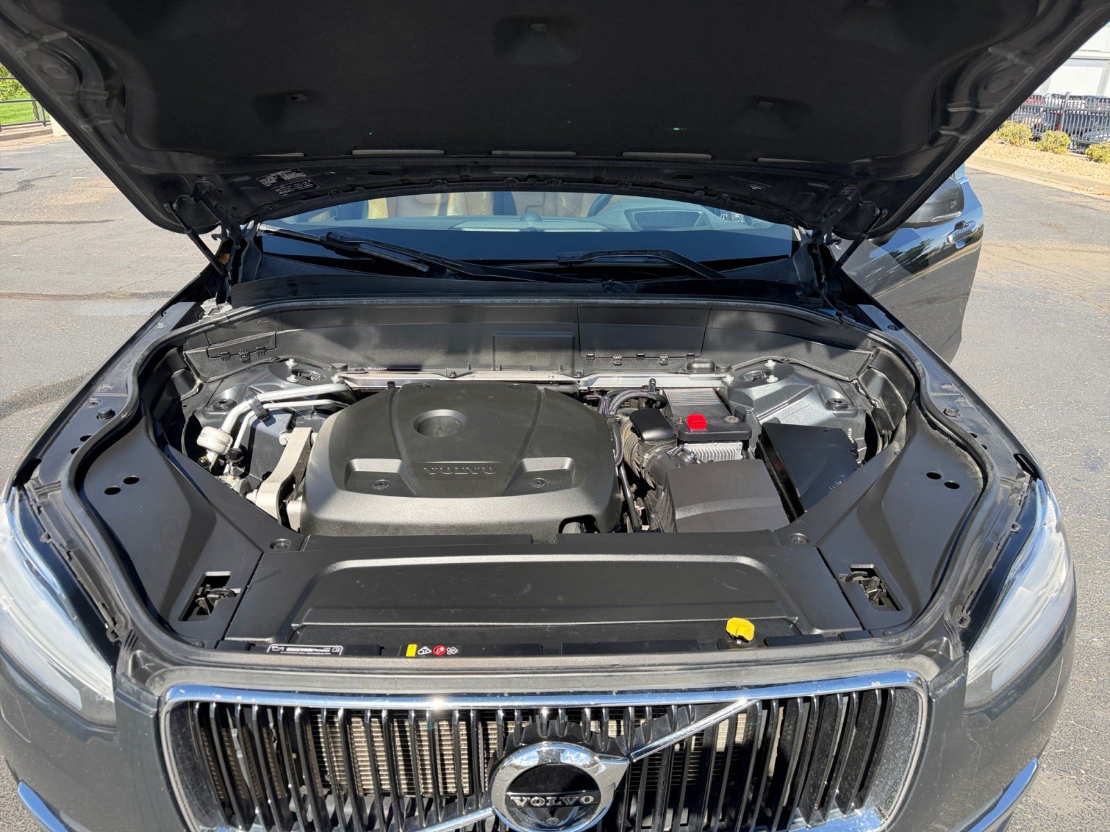 Used 2017 Volvo XC90 T6 Momentum w/ Vision Package AWD/4WD image 20