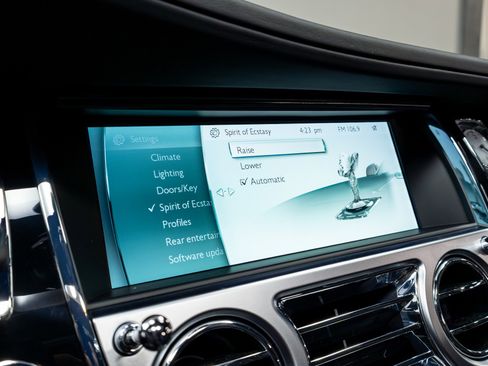 Used 2016 Rolls-Royce Ghost image 91