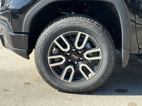 New 2026 GMC Sierra 1500 AT4 w/ AT4 Premium Package AWD/4WD image 11