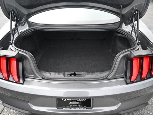 Used 2022 Ford Mustang Coupe w/ Equipment Group 101A image 12