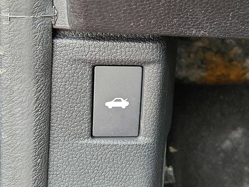 Certified 2023 Honda Accord Touring image 22