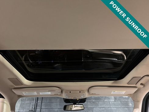 Used 2023 Ford Expedition Platinum image 4