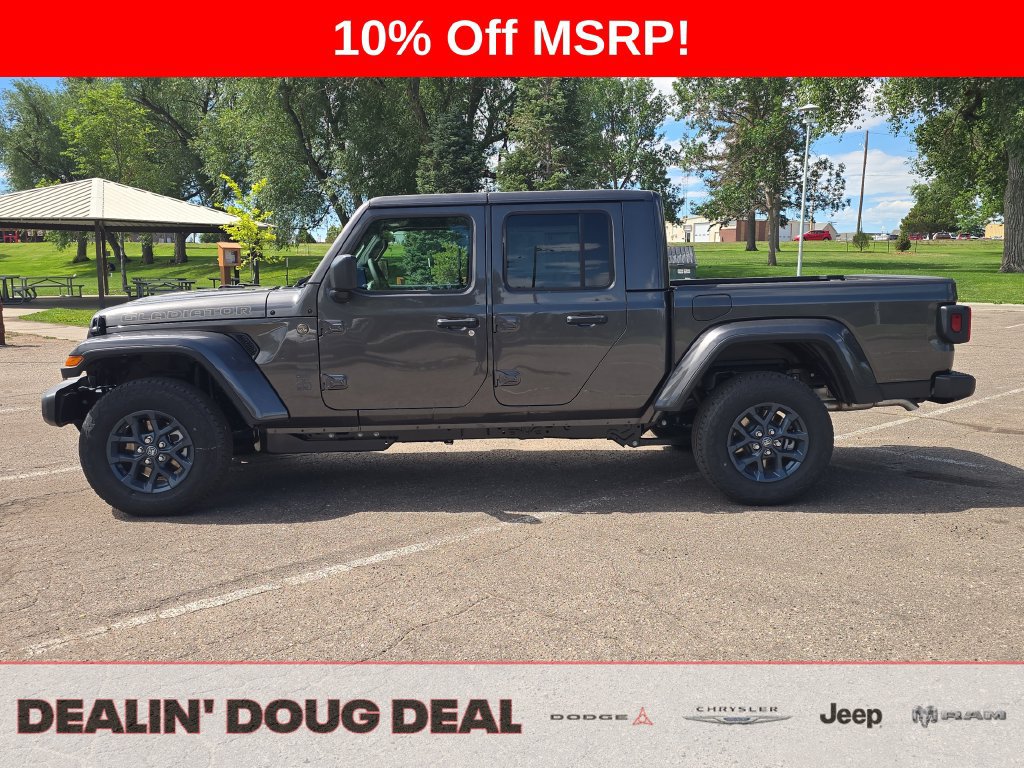 New 2026 Jeep Gladiator Sport AWD/4WD image 2