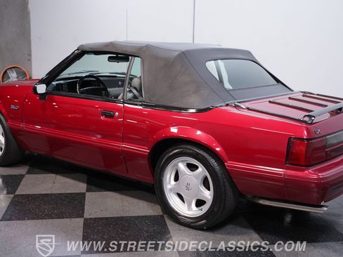 Used 1993 Ford Mustang LX RWD image 8